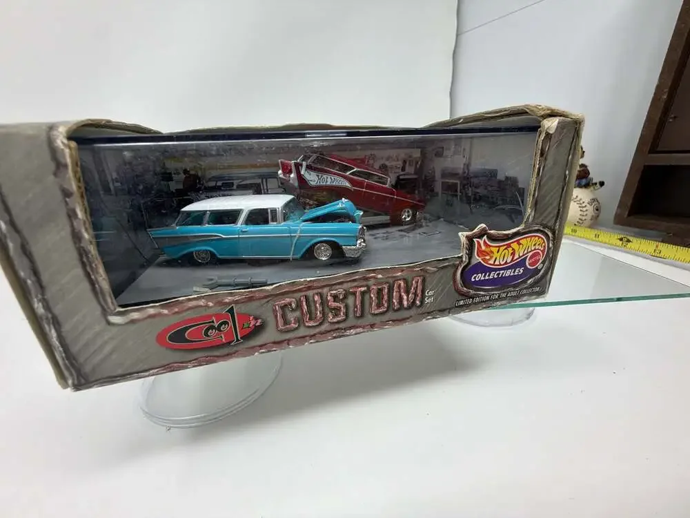 Hot Wheels 100% Cool 'N Custom '57 Chevy Nomad 2-Car Set Cool Classics Series 3